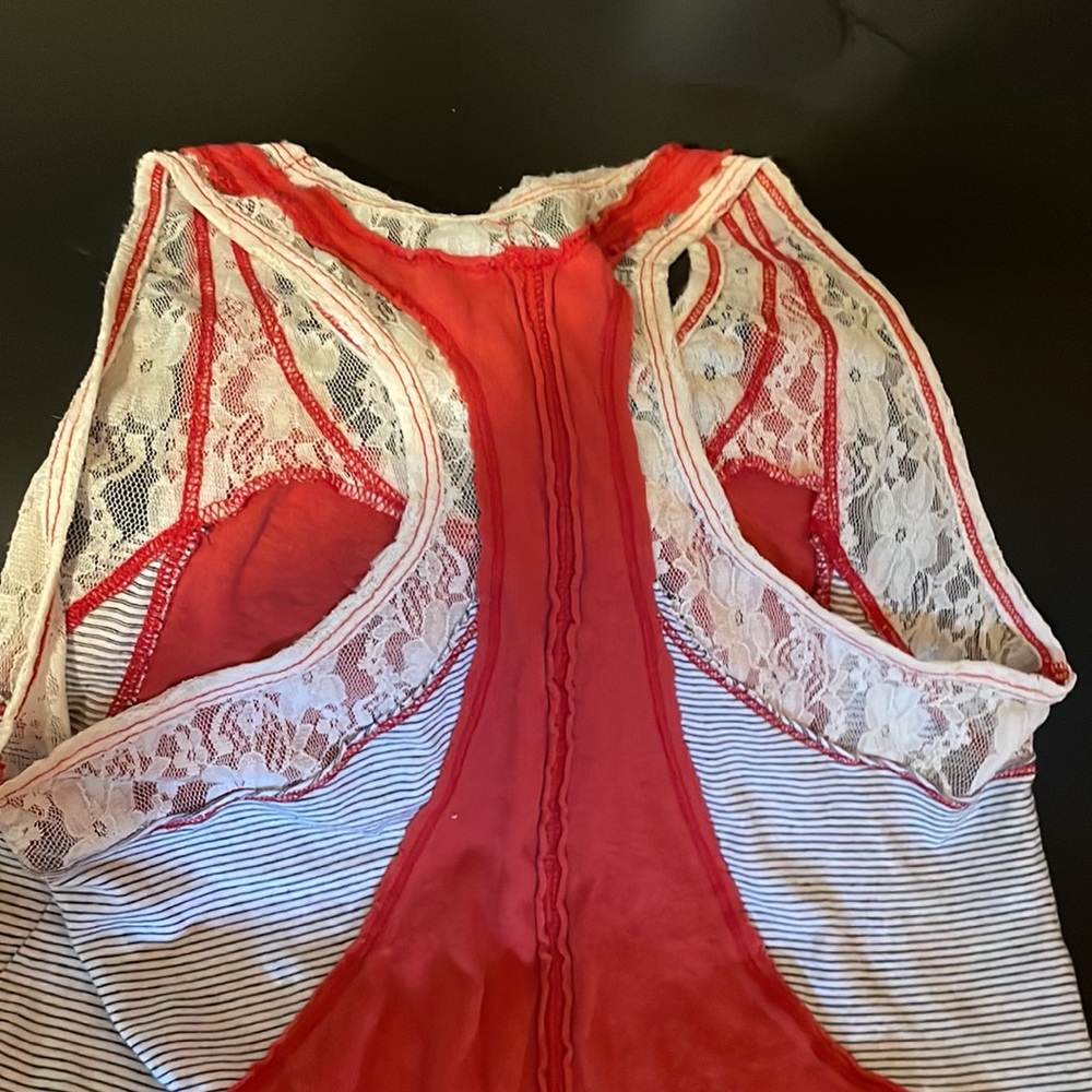 2 for 1 outfit Free People and Celebrity Pink - Picture 5 of 10